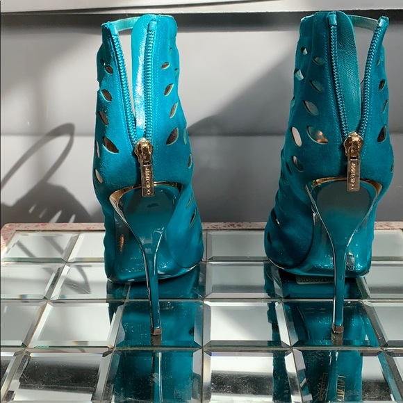 Jimmy Choo Tamber Heels - Picture 3 of 4